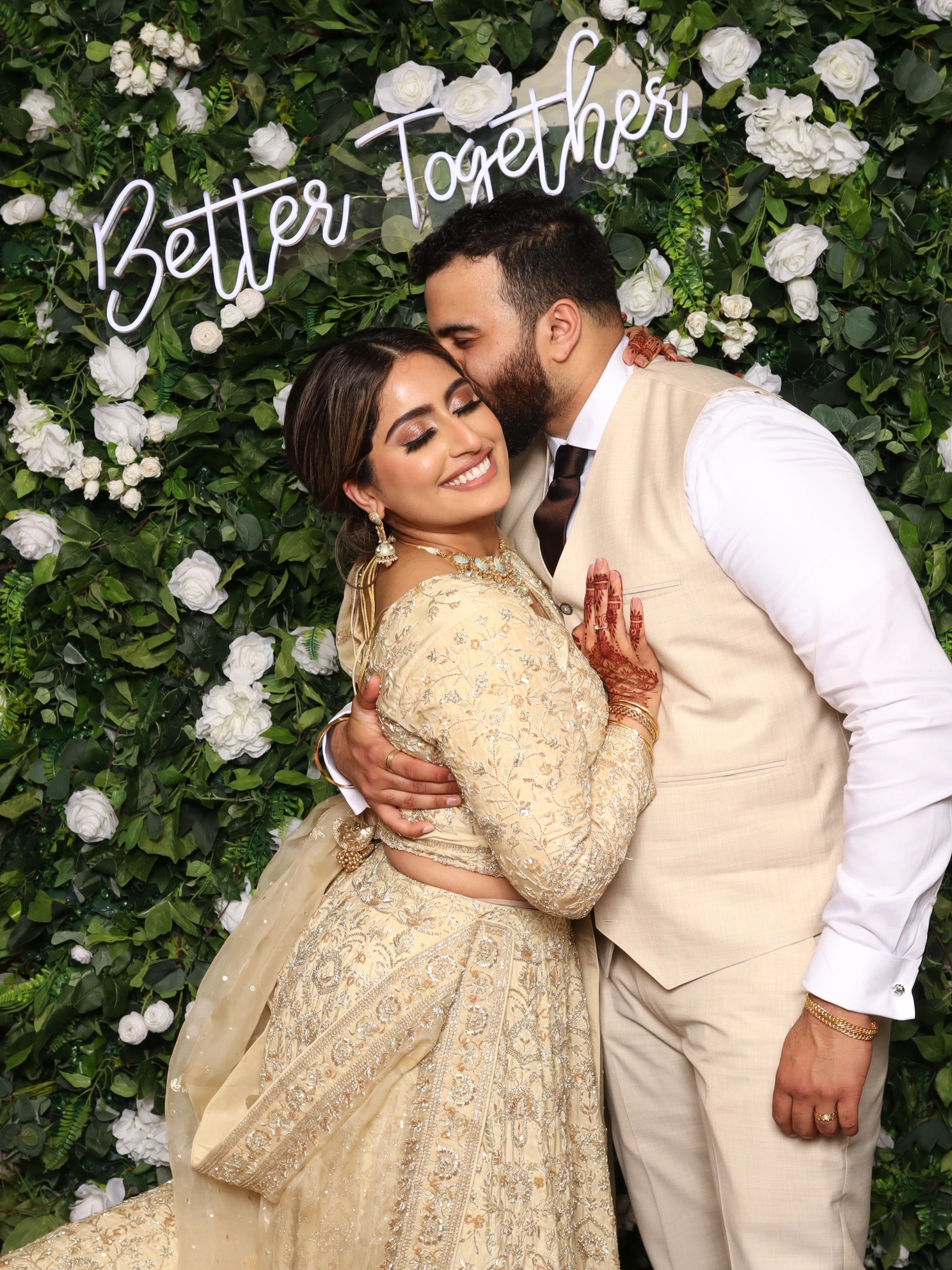 capture special moment - wedding photobooth